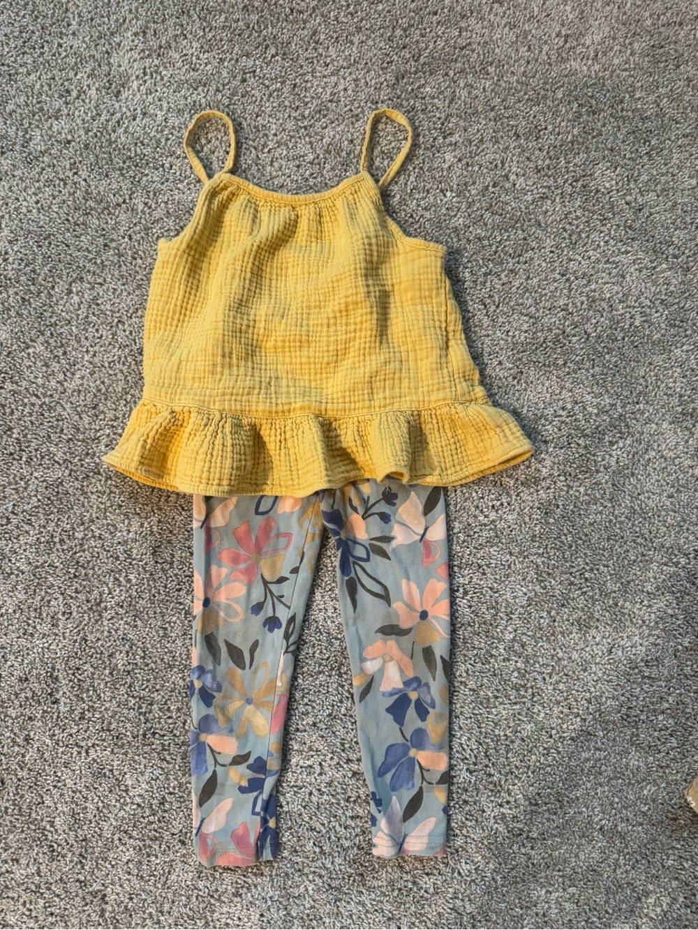 Girls 4T Clothing Bundle Carter’s H&M Cat & Jack Floral Leggings Tops Dress - Picture 2 of 15